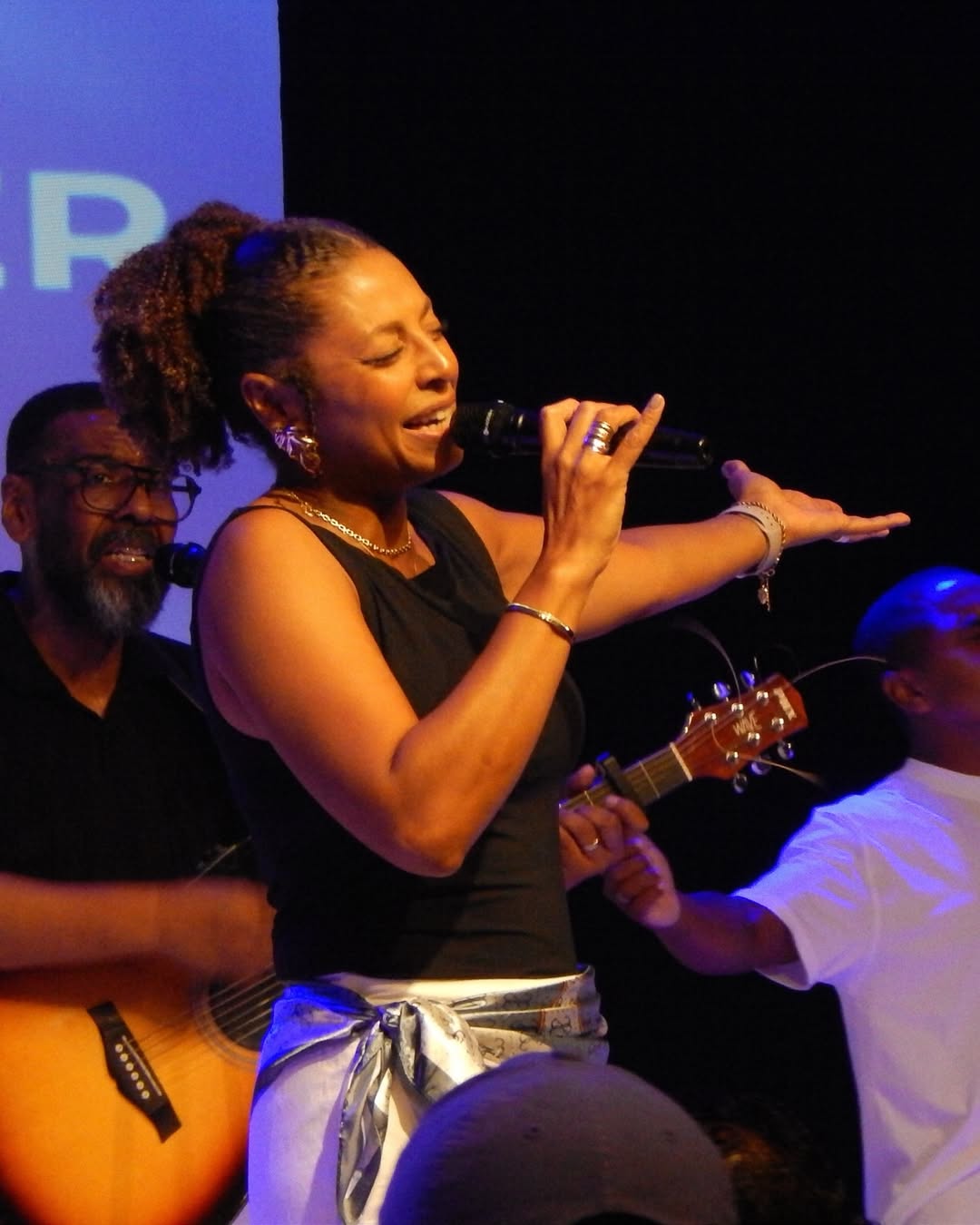 Bispa Cristiane Lemos